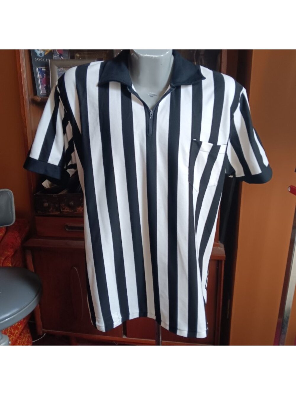 XL True Vintage Referee Shirt Wyoming Basketball Striped 1980's Patch